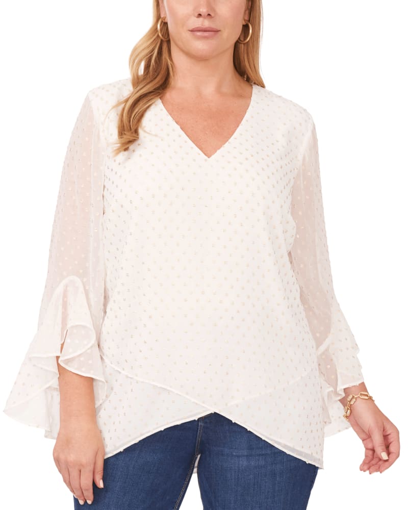 Front of a model wearing a size 1X Daria Clip Dot Tunic in NEW IVORY by Vince Camuto. | dia_product_style_image_id:261335